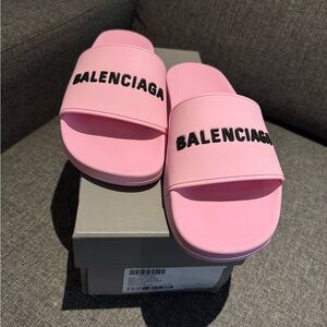 Balenciaga Light Pink rubber slides